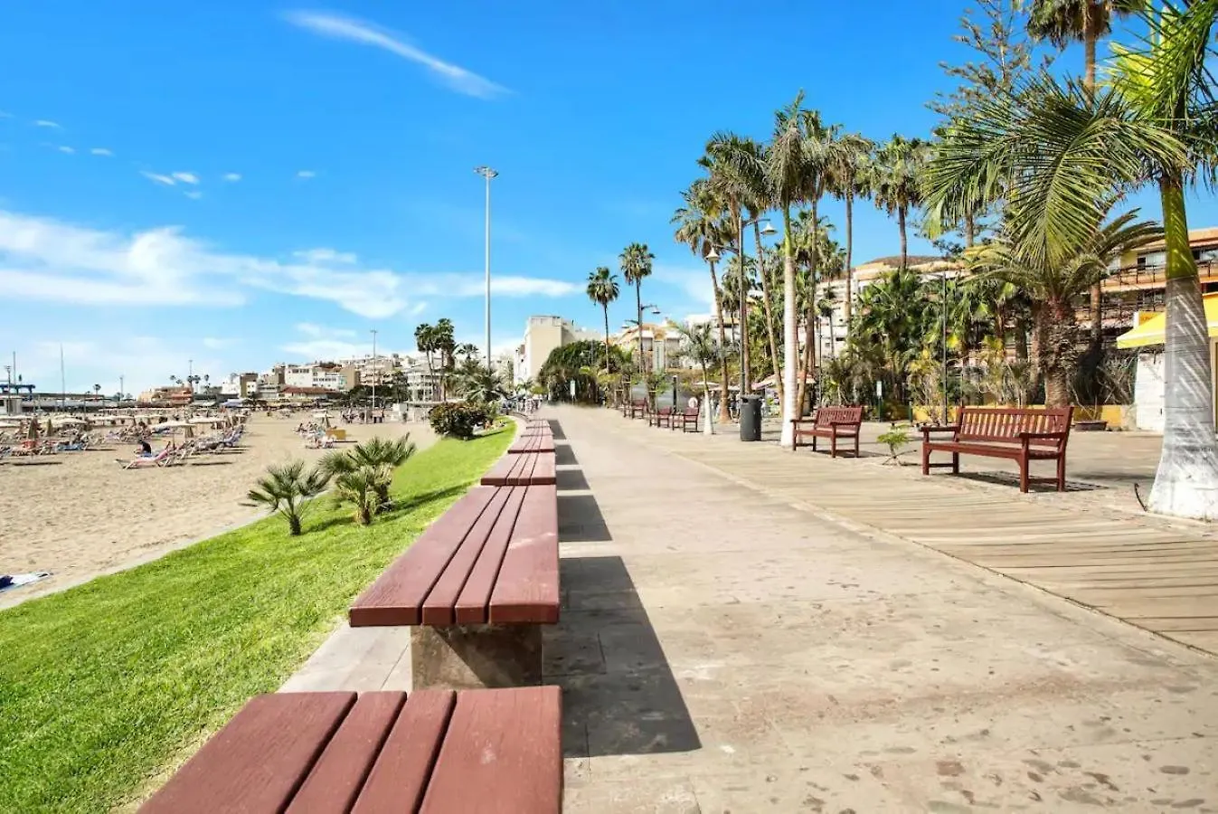 Royal View Apartment - Los Cristianos 0*, Los Cristianos (Tenerife) Spain