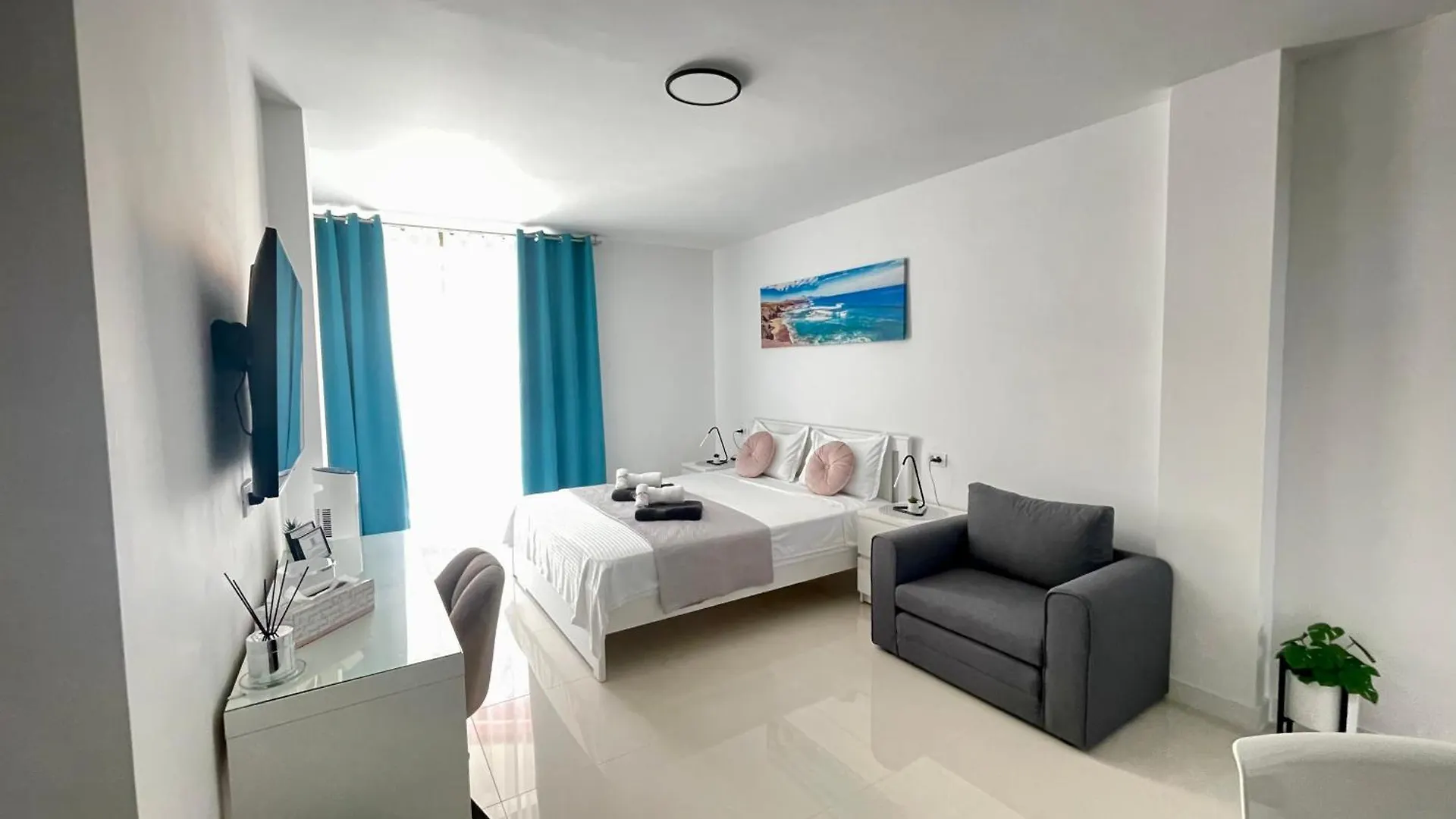 Royal View Apartment - Los Cristianos  Los Cristianos (Tenerife)